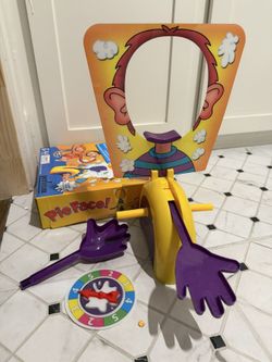 Hasbro Pie Face Game B7063 Complete Main Game Pieces Ages 5+