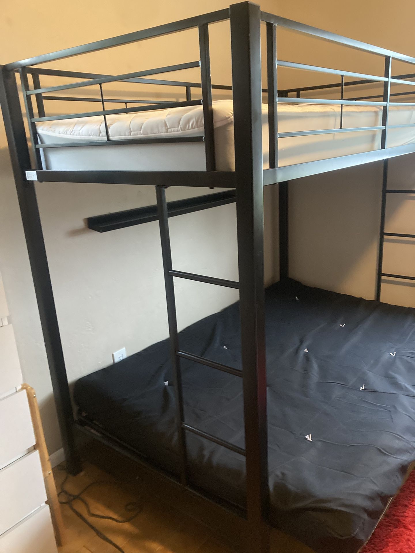 BUNK BED Twin / Full / Futon Black