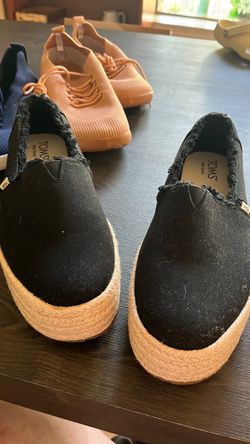 Tom’s Valencia shoes size 10