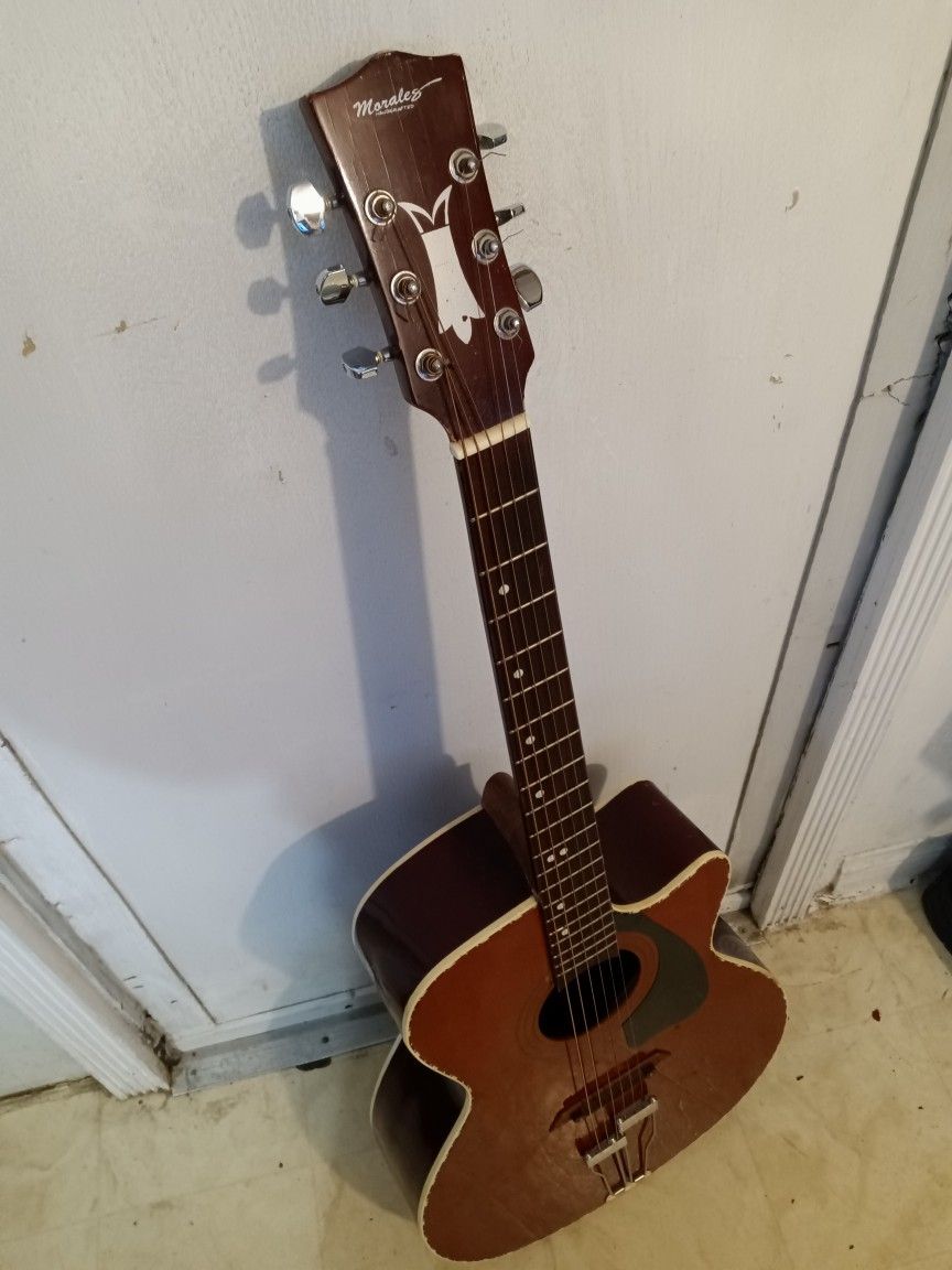 Morales Hand Crafted Guitar 