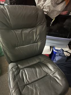Comfortable office Chair 