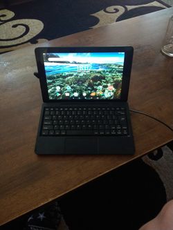 RCA Tablet 10 Inches Removible Keyboard Español