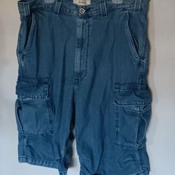 Levis Baggy Fit Denim Cargo Shorts Size 38