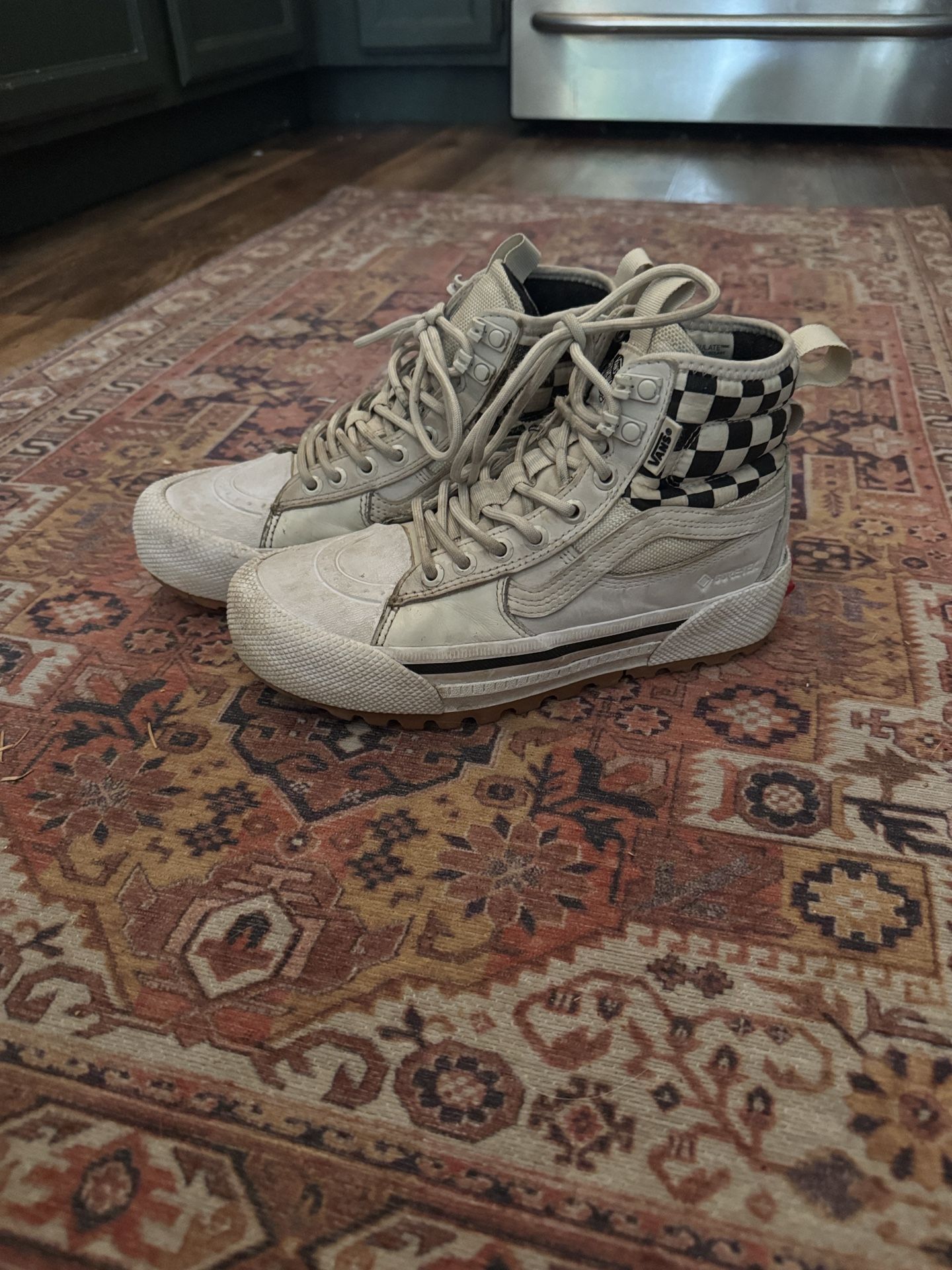 Vans Sk8 Hi Gore-Tex MTE hiking boots 4.5/6