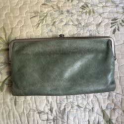 HOBO Lauren Clutch 