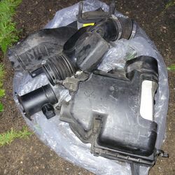 Infiniti G35x Stock Intake