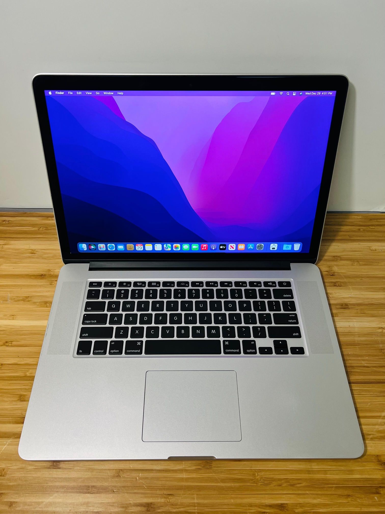 MacBook Pro Laptop 15” Apple Intel Core i7/16GB RAM/512GB