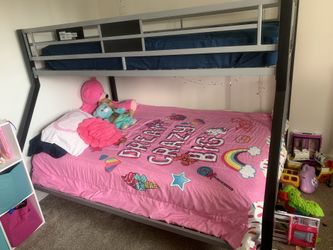 Like new Bunk Bed and mattress