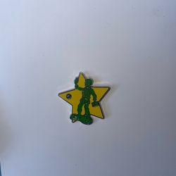 Disneyland hidden Mickey pin