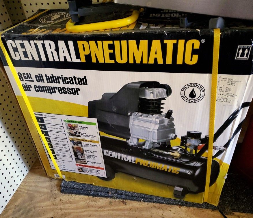 Air Compressor 8 GAL NEW IN BOX Central Pneumatic 