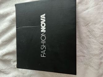 Fashion nova black boots