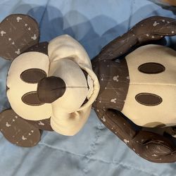 Mickey Mouse Memories 11