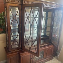 Amoire EXELLENT Condition