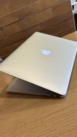 Apple MacBook Pro 15” Retina i7/16GB/500GB SSD