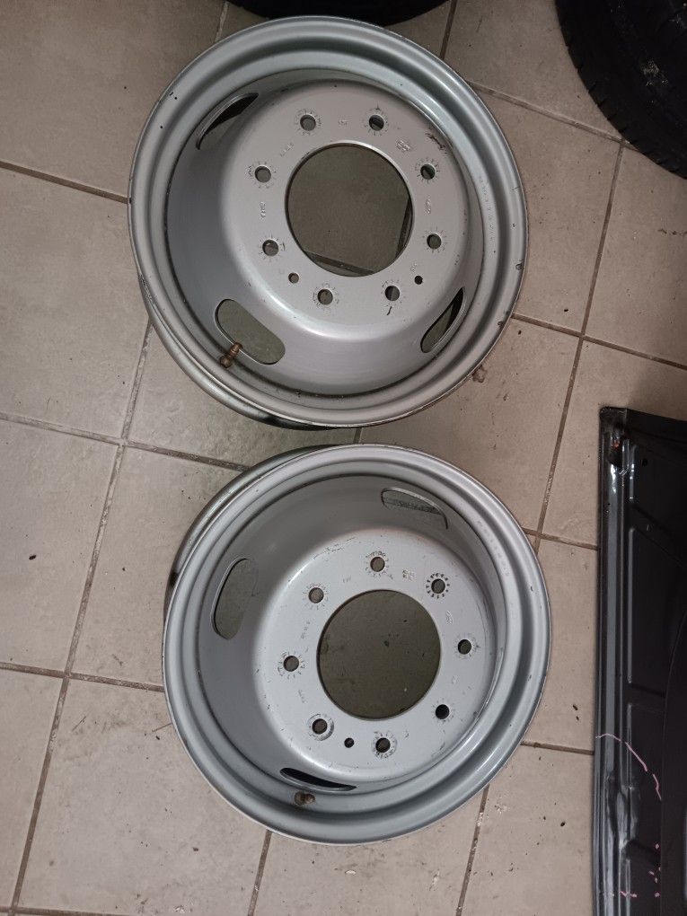 Ford Dully Wheels