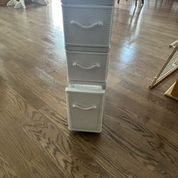 Three Drawer plastic weave cabinet pick up in Lemont