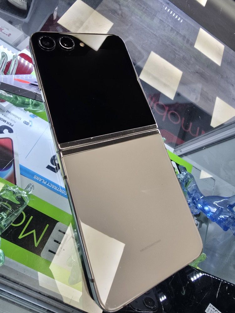 Samsung Galaxy Z Flip 5, 256GB - AT&T 