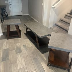 Coffee table and end table set