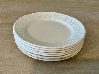 Wedgwood 10 5/8” Nantucket dinner plates (set of 8)