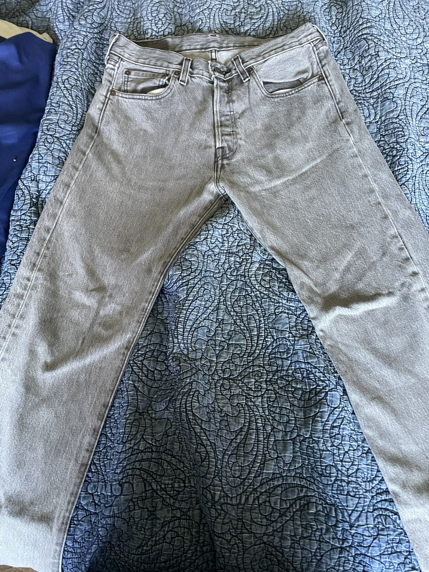 Grey Levi’s 501’s
