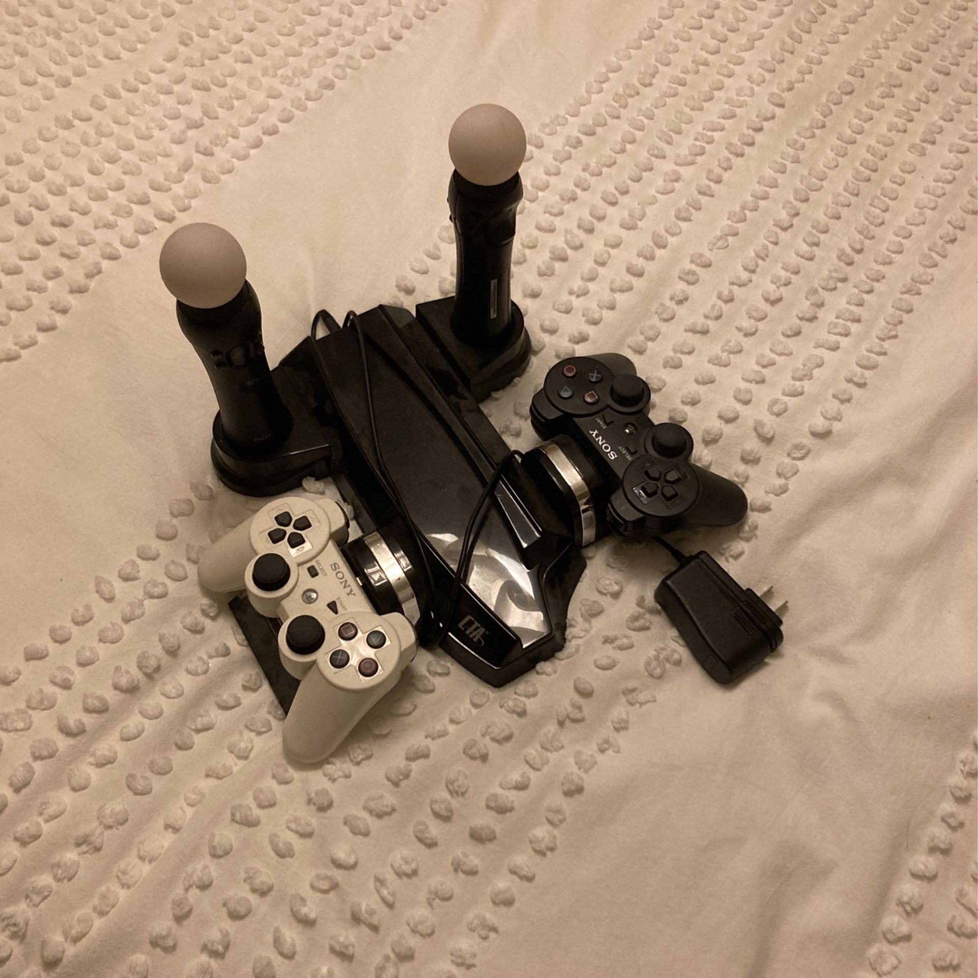PS3 Controller Charger (controllers Not Included) for Sale in Pasadena