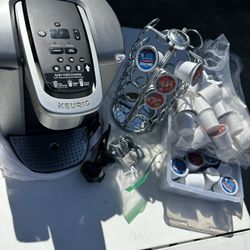 Keurig Coffee Machine & Pods 