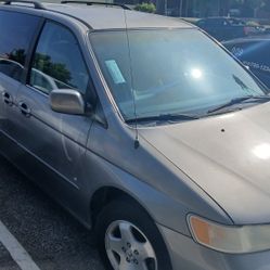 2000 Honda Odyssey