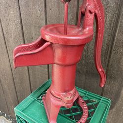 Antique Cast Iron Farm Kitchen Well Water Hand Pump Garden Decor