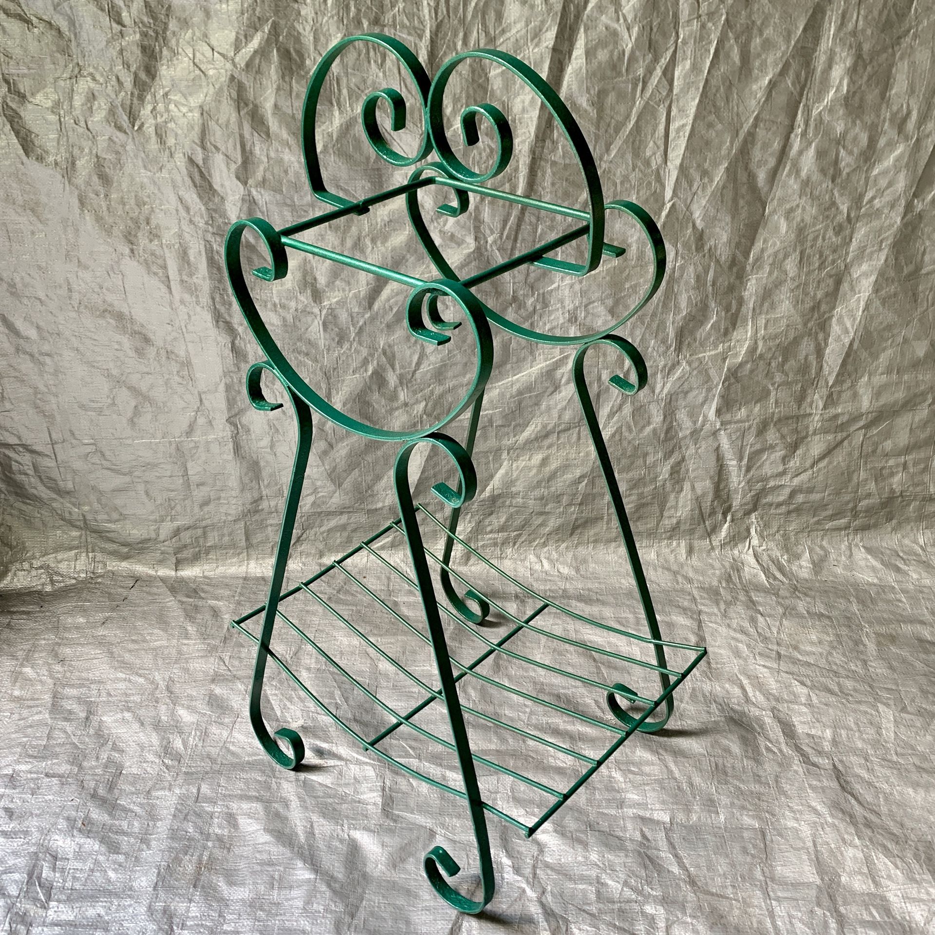 Vintage 26” Metal Wire Plant Stand
