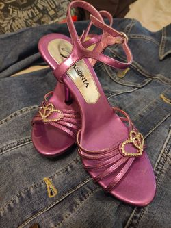 Heels Size 7 