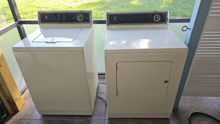 Maytag washing machine and dryer