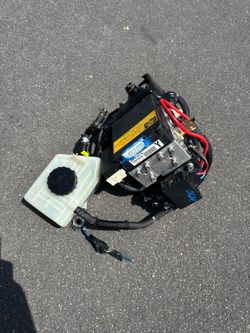 07-17 Lexus LS460 OEM ABS Anti-Lock Brake Pump Module