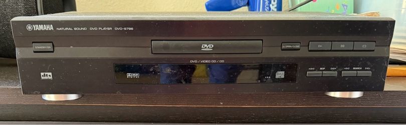 Yamaha DVD player-works great!