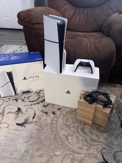PlayStation 5 - TAKING ANY OFFERS - READ DESCRIPTION - NEED GONE ASAP.