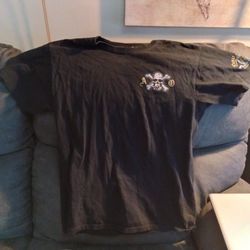 Amphibious Outfitters Tee Shirt Medium 