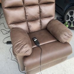 FREE Recliner With Stand Assist