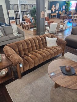 Sansa Sofa