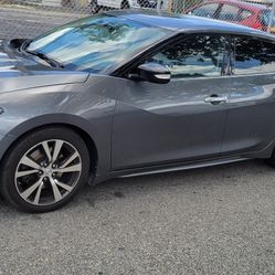 2017 Nissan Maxima