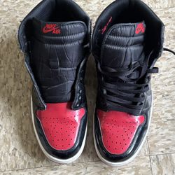 Nike Air Jordan 1 Retro High OG "patent Bred”.