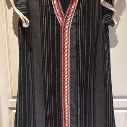 NEW black dress THML size M has embroidery