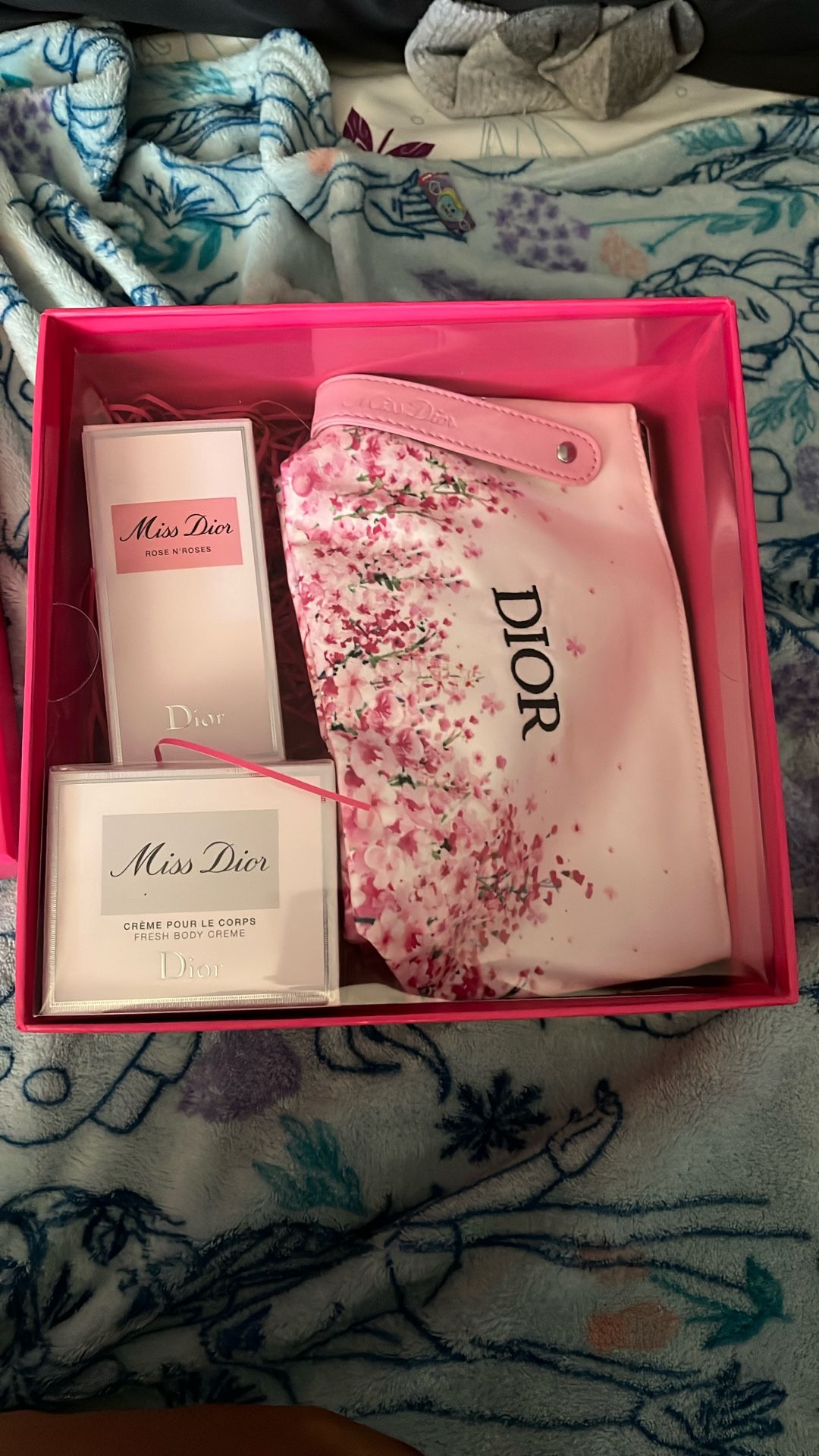 Miss Dior Rose N’ Roses Gift Set