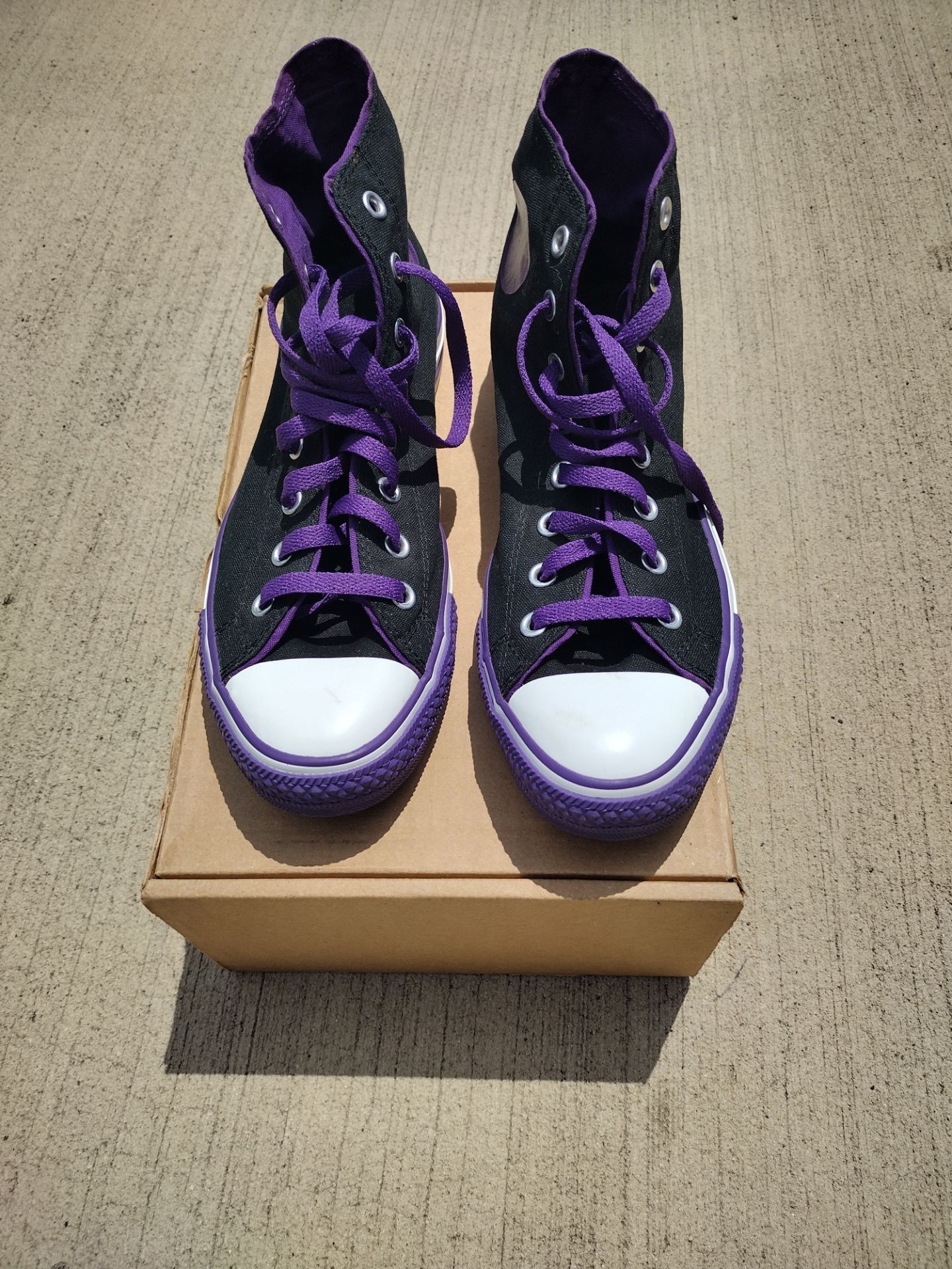 Converse Chuck Taylor All Star Men’s High Top Canvas Sneakers Black Purple White