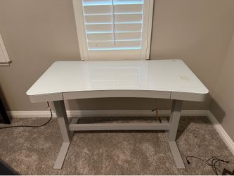 Office desk barely used