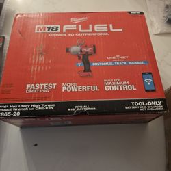 Milwaukee M18 7/16 High Torque Wrench