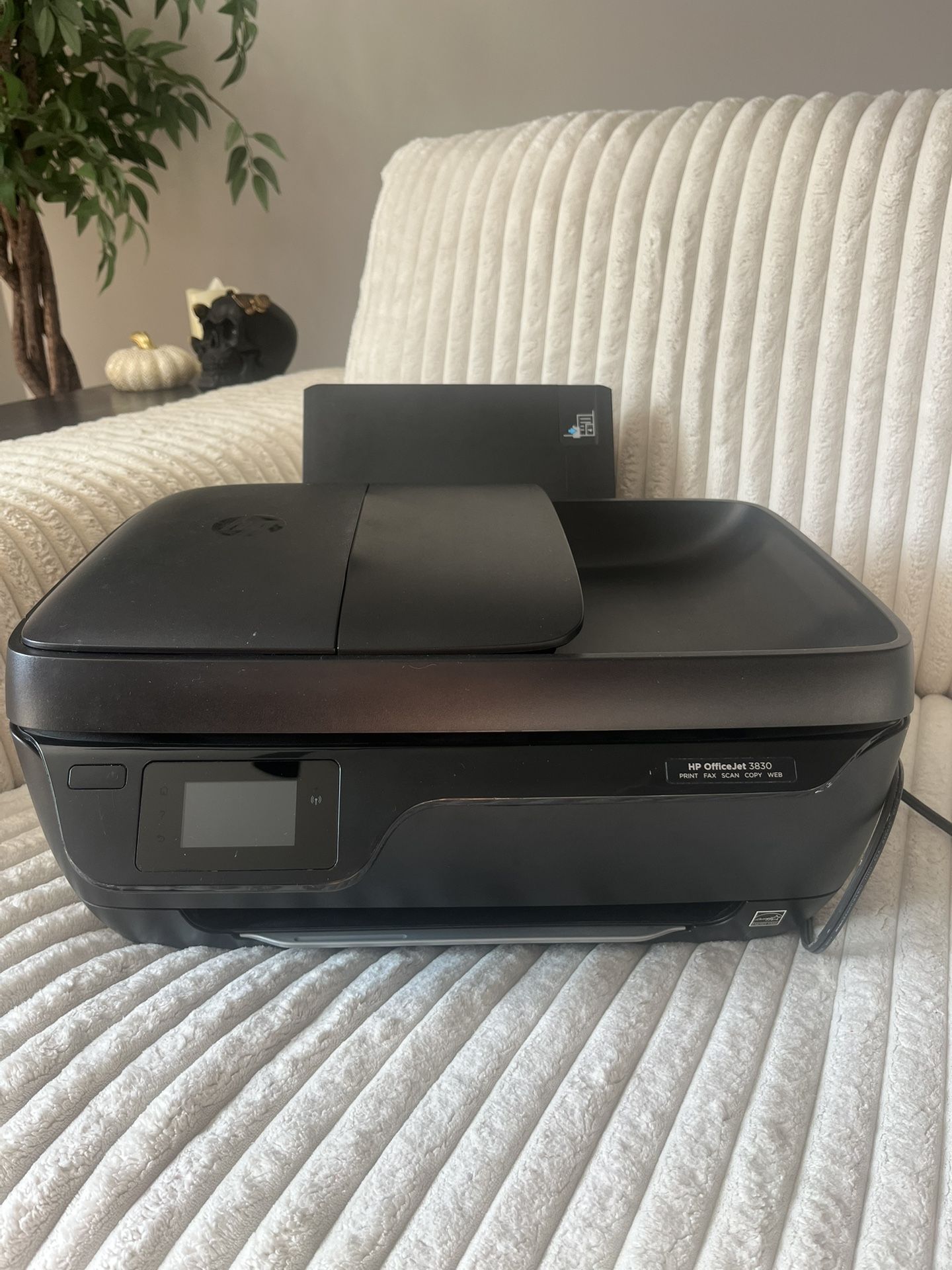 HP OfficeJet 3830