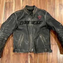 Dainese Men's motorcycle Leather jacket - Size 50