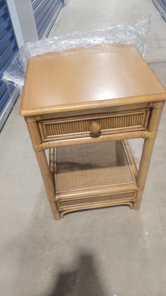 Braxton Culler End Table