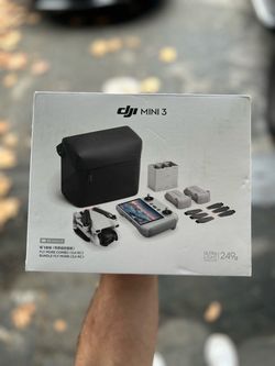 DJI Mini 3 Fly More Combo Drone