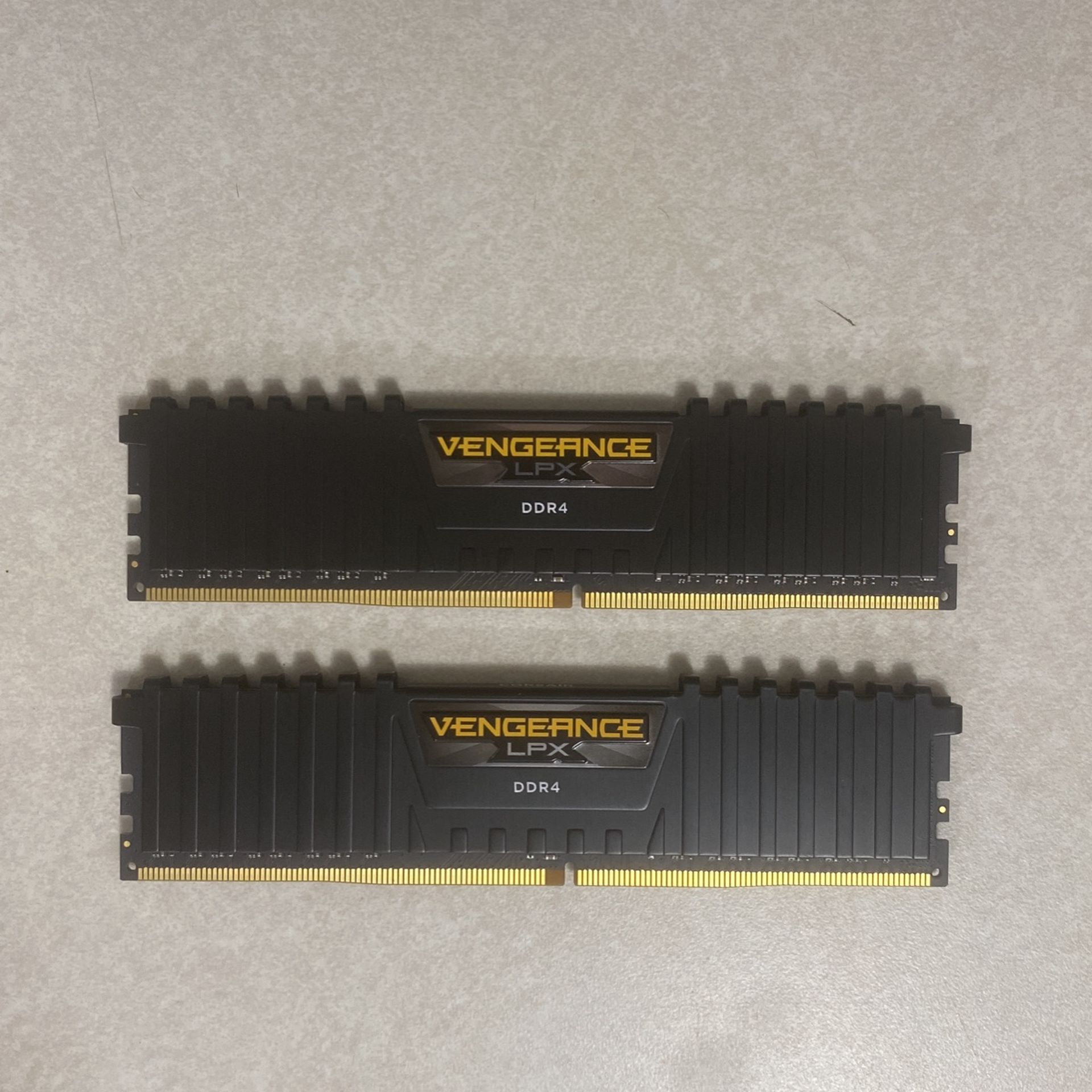 Corsair Vengeance DDR4 2x8 GB 3600mhz