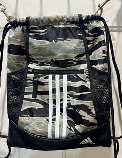 Adidas Alliance II Sackpack in a camo pattern PLUS Paracord KING COBRA BRAIDED SHOULDER STRAP W CLASPS!